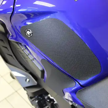 Eazi-Grip Yamaha MT-10 2016-2021 Black Tank Grips - PRO