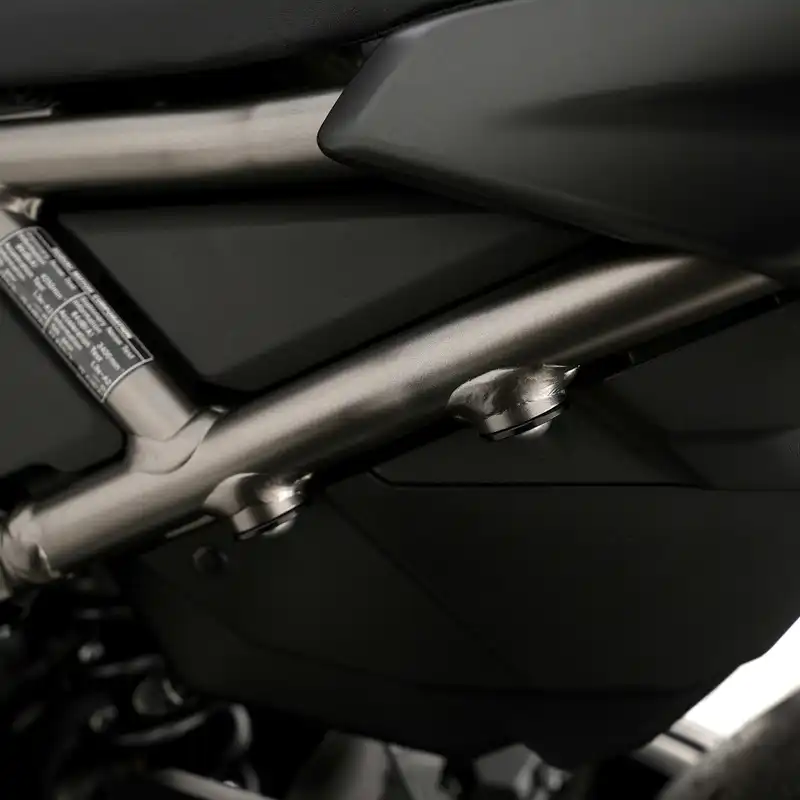 Rear Foot Rest Blanking Plates for Suzuki GSX-8S '23-, GSX-8R '24-, GSX-8TT ‘25- & GSX-8T '25- (PAIR)