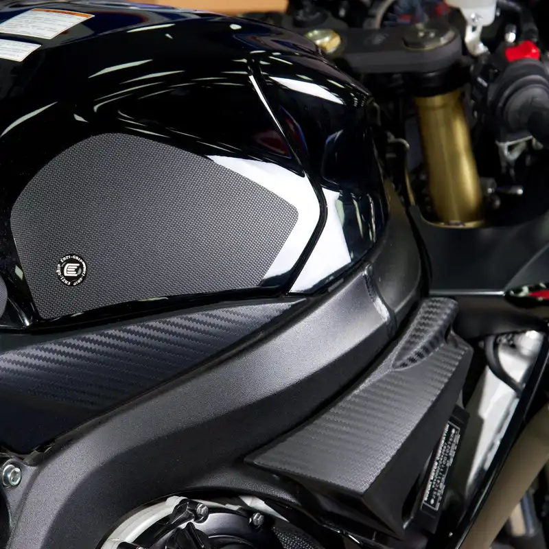 Eazi-Grip Suzuki GSXR 600/750 2011-2021 Black Tank Grips - PRO