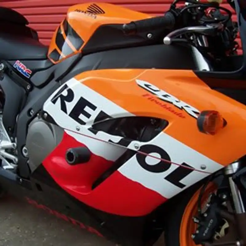 Crash Protectors - Classic Style for the Honda CBR1000RR Fireblade '04- '07